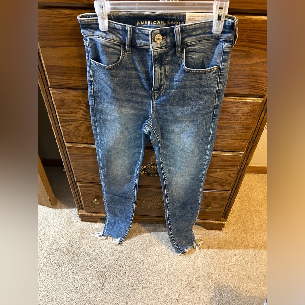 Brand new with tags - American Eagle hi rise jetting - Dream blue